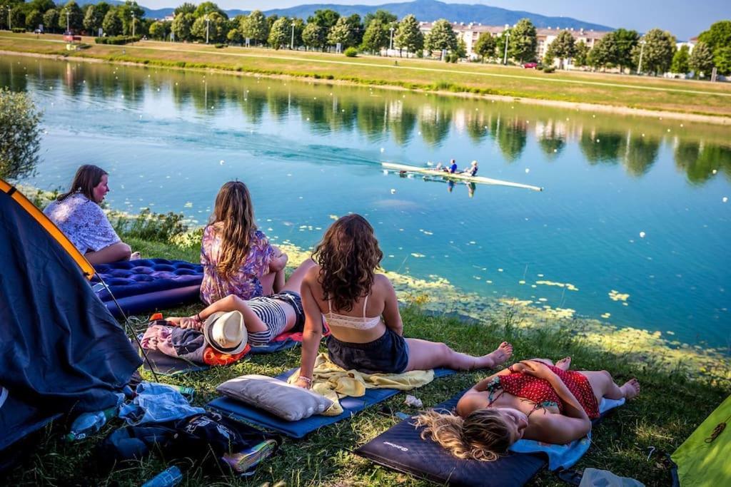 Cozy Donkey - Sporty Lake Apartment, Flexible Check-In, Netflix Zagreb Exterior foto